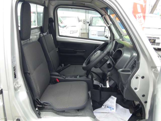 日産 ＮＴ１００クリッパー ６６０ ＧＸ ４ＷＤ H28年 (九州・沖縄) 99