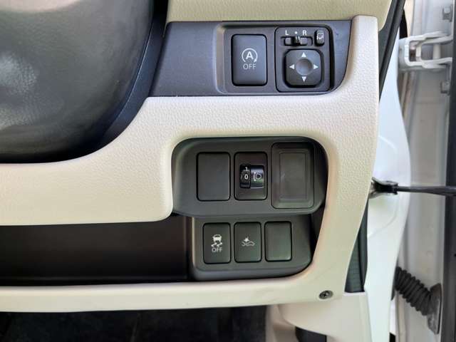 日産 デイズ ６６０ Ｘ Ｖセレクション ＋ＳＡＦＥＴＹＩＩ H27年 (東海) 99