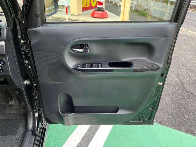 ダイハツ タント ６６０ カスタム Ｘ トップエディション ＳＡＩＩＩ H29年 (東海) 99
