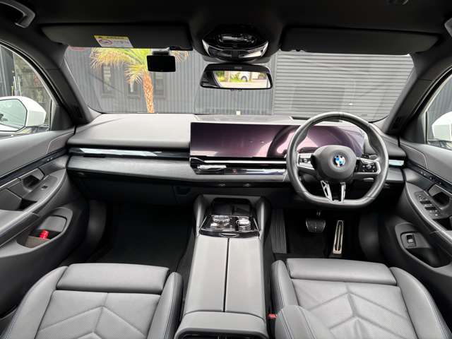 ＢＭＷ ５シリーズ ５２３Ｄ Ｘドライブ Ｍスポーツ ディーゼルターボ ４ＷＤ R7年 (関東) 99