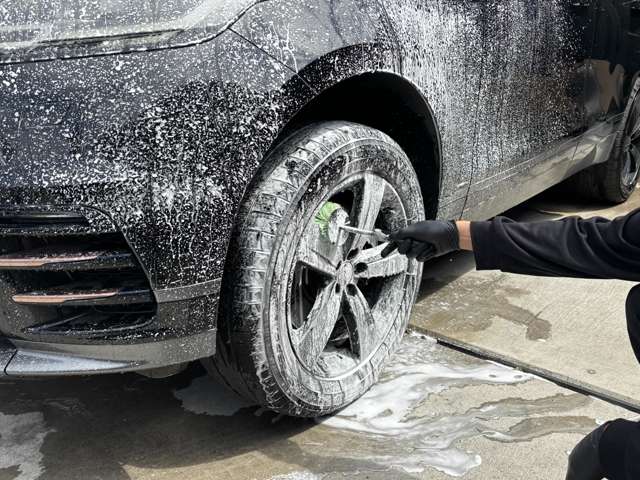 ランドローバー レンジローバーヴェラール Ｒダイナミック Ｓ ３．０Ｌ Ｐ３８０ ４ＷＤ H29年 (関東) 99