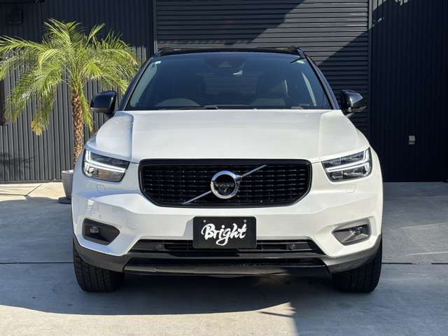 ボルボ ＸＣ４０ Ｔ４ ＡＷＤ Ｒデザイン ４ＷＤ R2年 (関東) 99