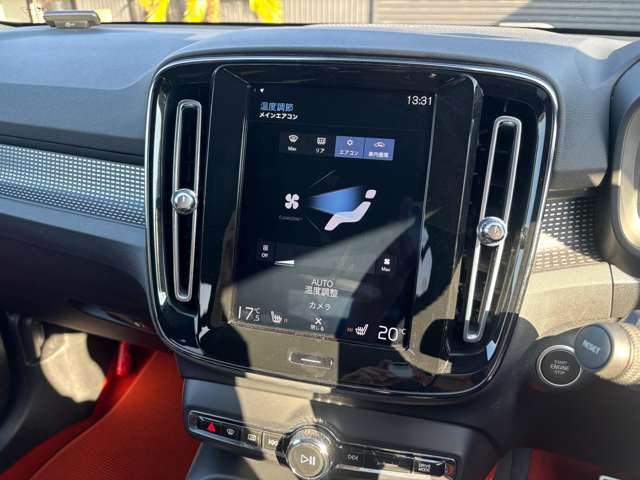 ボルボ ＸＣ４０ Ｔ４ ＡＷＤ Ｒデザイン ４ＷＤ R2年 (関東) 99