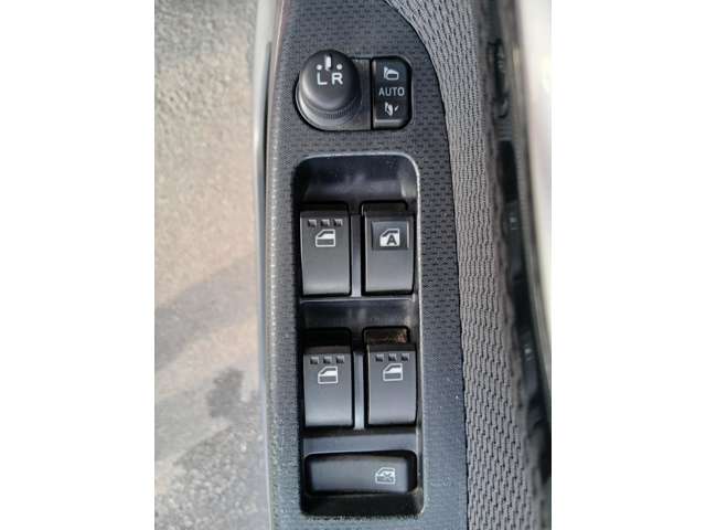ダイハツ ムーヴ ６６０ カスタム ＲＳ ハイパー ＳＡＩＩ H29年 (中国) 99