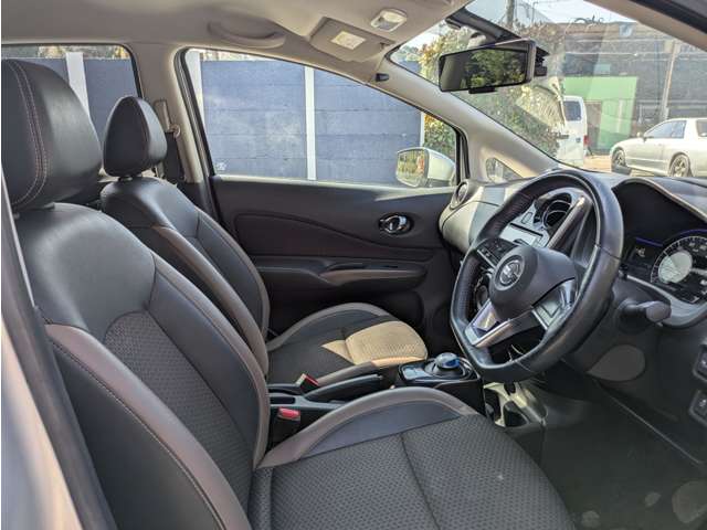 日産 ノート １．２ Ｅ－ＰＯＷＥＲ メダリスト H28年 (関東) 99