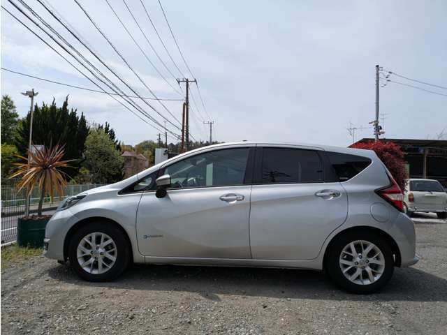 日産 ノート １．２ Ｅ－ＰＯＷＥＲ メダリスト H28年 (関東) 99