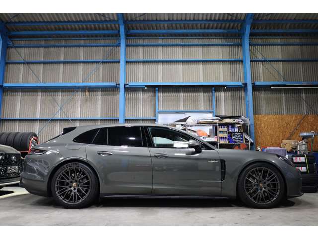 ポルシェ パナメーラ　スポーツツーリスモ ４ Ｅハイブリッド ＰＤＫ ４ＷＤ R4年 (東海) 99
