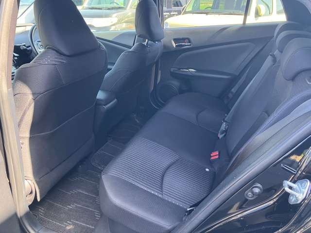 トヨタ プリウス １．８ Ｓ セーフティ プラス H29年 (東海) 99