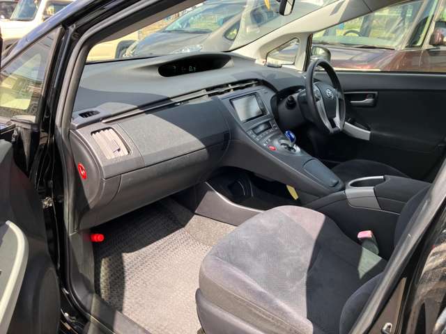 トヨタ プリウス １．８ Ｓ H24年 (東海) 99