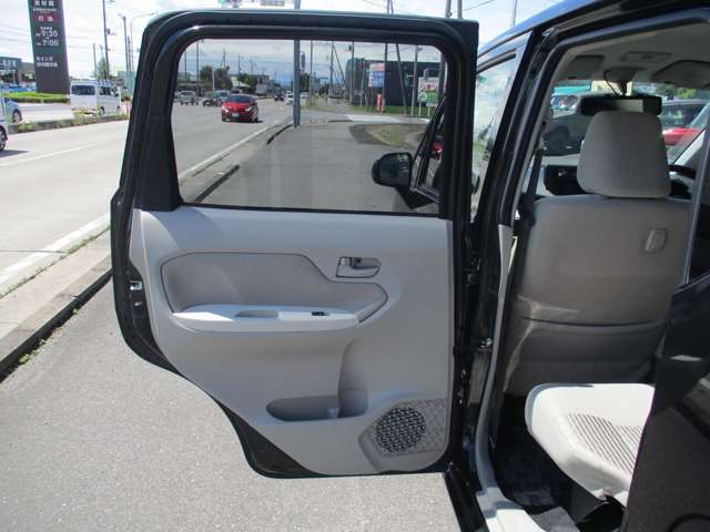 スバル ステラ ６６０ Ｌ スマートアシスト ４ＷＤ H27年 (関東) 99
