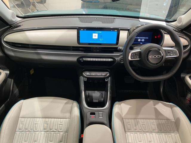 フィアット ６００ｅ ラ プリマ R7年 (関東) 99