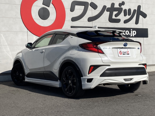 トヨタ Ｃ−ＨＲ ハイブリッド １．８ Ｇ モード ネロ セーフティ プラス R3年 (四国) 99