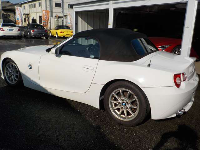 ＢＭＷ Ｚ４ ロードスター２．２Ｉ H17年 (関東) 99