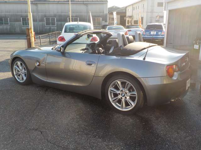 ＢＭＷ Ｚ４ ロードスター２．２Ｉ H17年 (関東) 99