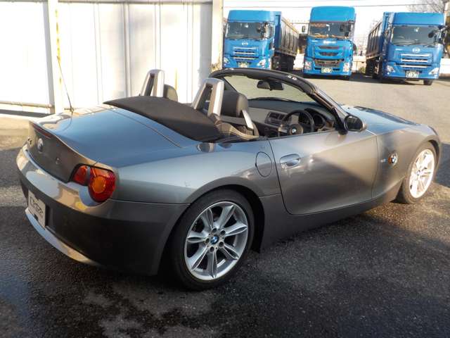 ＢＭＷ Ｚ４ ロードスター２．２Ｉ H17年 (関東) 99