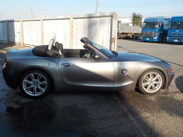 ＢＭＷ Ｚ４ ロードスター２．２Ｉ H17年 (関東) 99