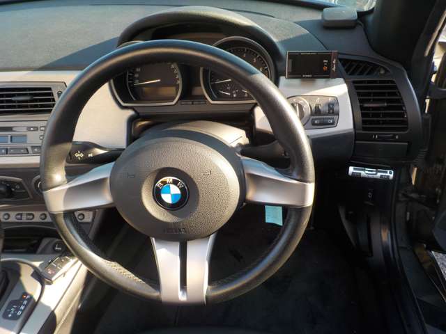 ＢＭＷ Ｚ４ ロードスター２．２Ｉ H17年 (関東) 99
