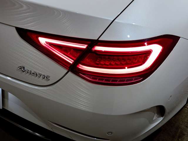 メルセデスベンツ ＣＬＳクラス ＣＬＳ４５０ ４マチック スポーツ エクスクルーシブ パッケージ （ＩＳＧ搭載モデル） ４ＷＤ R1年 (関東) 99