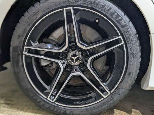 メルセデスベンツ ＣＬＳクラス ＣＬＳ４５０ ４マチック スポーツ エクスクルーシブ パッケージ （ＩＳＧ搭載モデル） ４ＷＤ R1年 (関東) 99