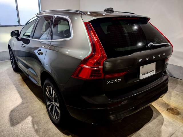 ボルボ ＸＣ６０ Ｂ５ ＡＷＤ モメンタム ４ＷＤ R3年 (関東) 99