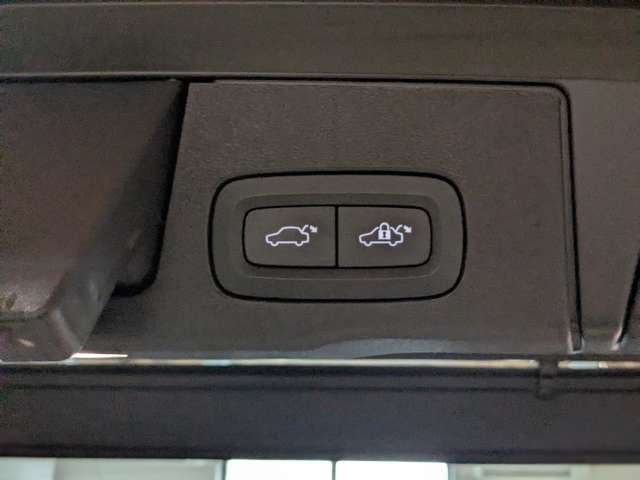 ボルボ ＸＣ６０ Ｂ５ ＡＷＤ モメンタム ４ＷＤ R3年 (関東) 99