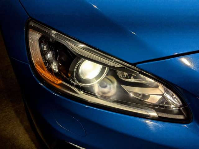 ボルボ Ｖ６０ Ｔ６ ＡＷＤ Ｒデザイン ４ＷＤ H25年 (関東) 99
