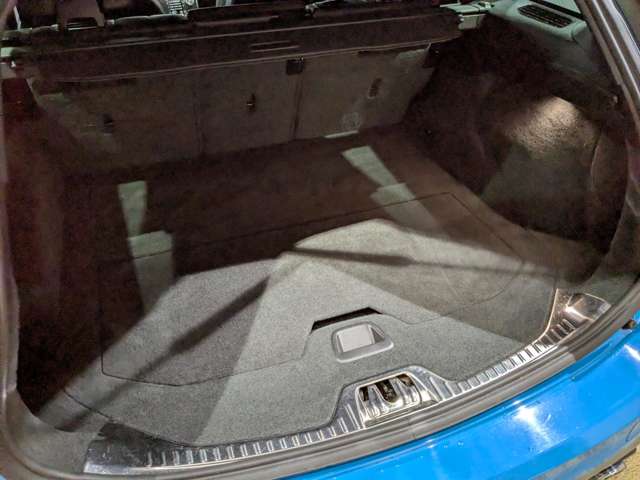 ボルボ Ｖ６０ Ｔ６ ＡＷＤ Ｒデザイン ４ＷＤ H25年 (関東) 99