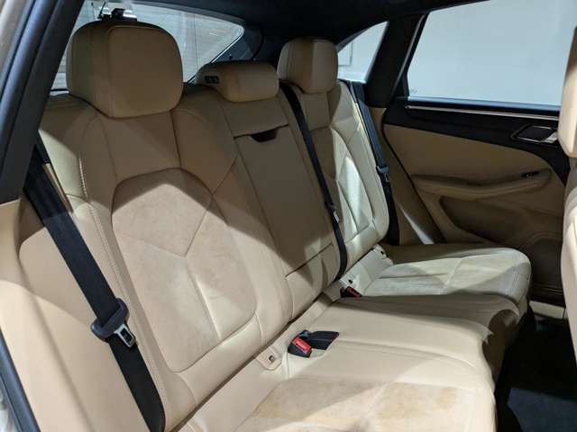 ポルシェ マカン ＰＤＫ ４ＷＤ H29年 (関東) 99