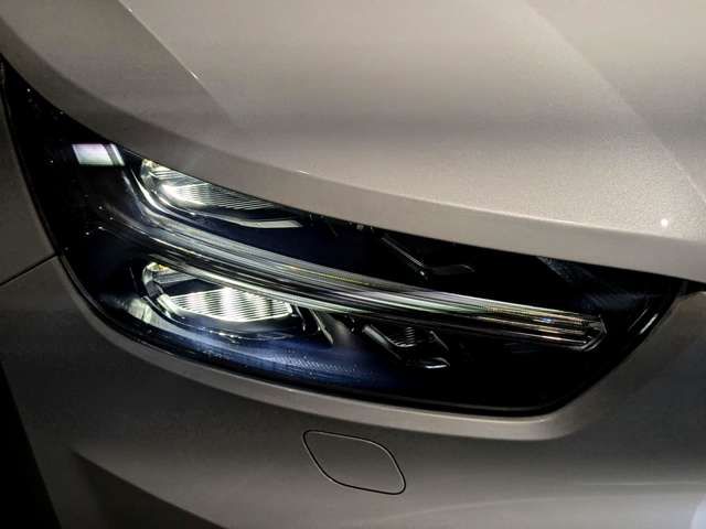 ボルボ ＸＣ４０ Ｂ４ ＡＷＤ インスクリプション ４ＷＤ R3年 (関東) 99