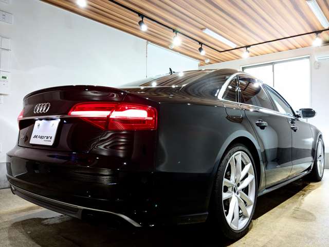 アウディ Ｓ８　プラス プラス ４ＷＤ H29年 (関東) 99