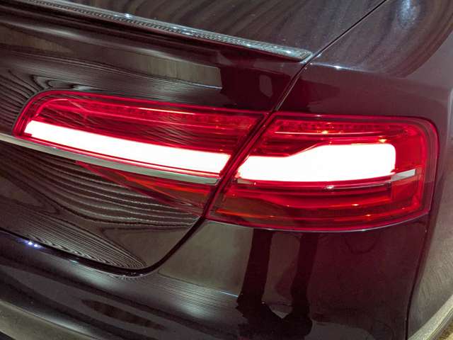 アウディ Ｓ８　プラス プラス ４ＷＤ H29年 (関東) 99