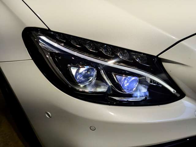 ＡＭＧ Ｃクラスカブリオレ Ｃ６３ Ｓ R1年 (関東) 99