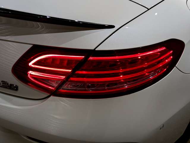 ＡＭＧ Ｃクラスカブリオレ Ｃ６３ Ｓ R1年 (関東) 99