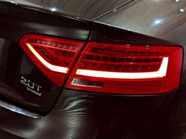 アウディ Ａ５　スポーツバック ２．０ ＴＦＳＩ クワトロ ４ＷＤ H26年 (関東) 99
