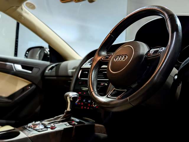 アウディ Ａ５　スポーツバック ２．０ ＴＦＳＩ クワトロ ４ＷＤ H26年 (関東) 99