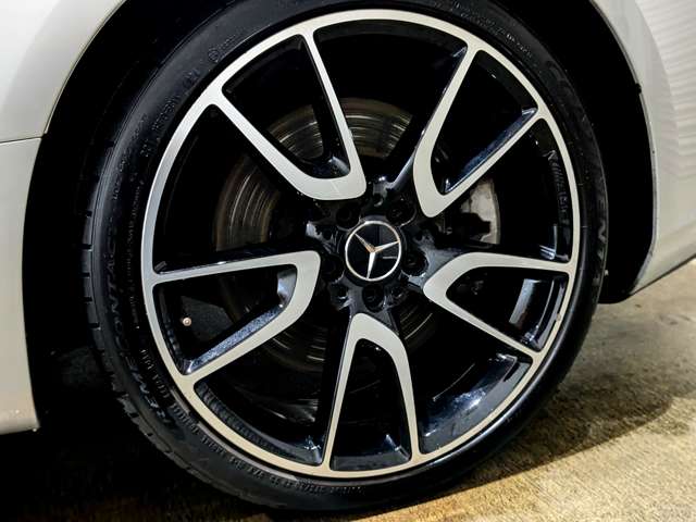 ＡＭＧ Ｅクラスカブリオレ Ｅ５３ ４マチックプラス ４ＷＤ R1年 (関東) 99
