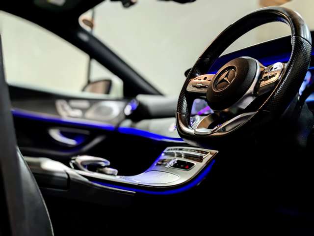 メルセデスベンツ ＣＬＳクラス ＣＬＳ４５０ ４マチック スポーツ エクスクルーシブ パッケージ （ＩＳＧ搭載モデル） ４ＷＤ R1年 (関東) 99