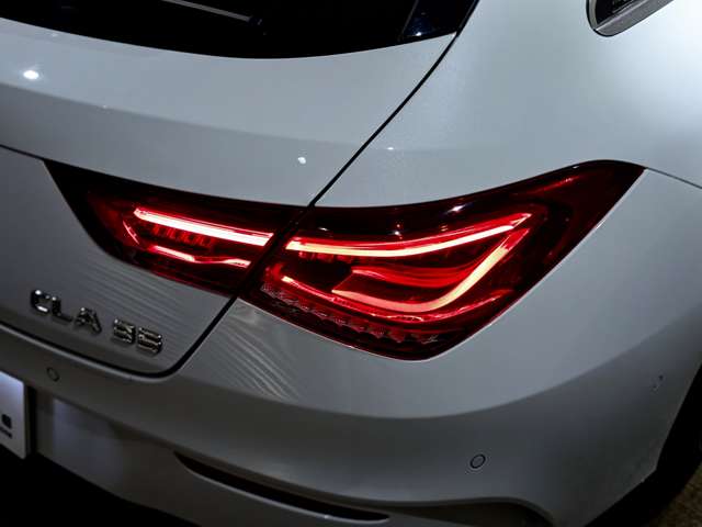 ＡＭＧ ＣＬＡ　シューティングブレーク ＣＬＡ ３５ ４マチック ４ＷＤ R3年 (関東) 99