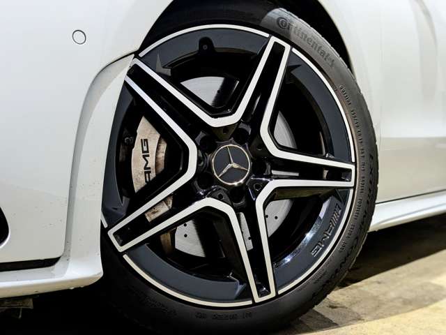 ＡＭＧ ＣＬＡ　シューティングブレーク ＣＬＡ ３５ ４マチック ４ＷＤ R3年 (関東) 99