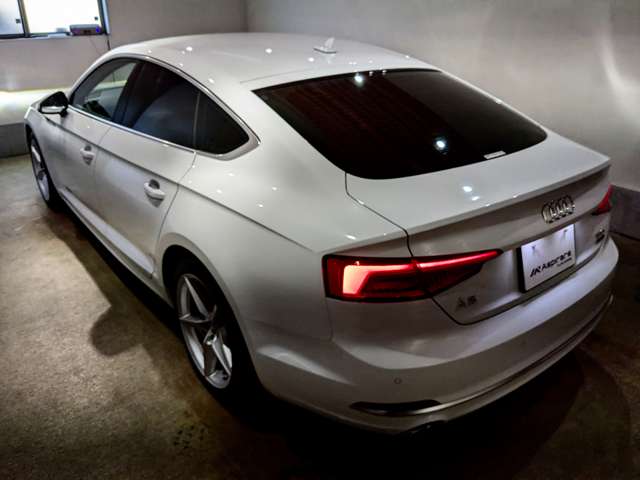 アウディ Ａ５　スポーツバック ２．０ ＴＦＳＩ クワトロ スポーツ ４ＷＤ H29年 (関東) 99