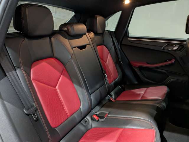 ポルシェ マカン ＰＤＫ ４ＷＤ H29年 (関東) 99