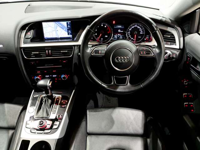アウディ Ａ５　スポーツバック ２．０ ＴＦＳＩ クワトロ ４ＷＤ H27年 (関東) 99