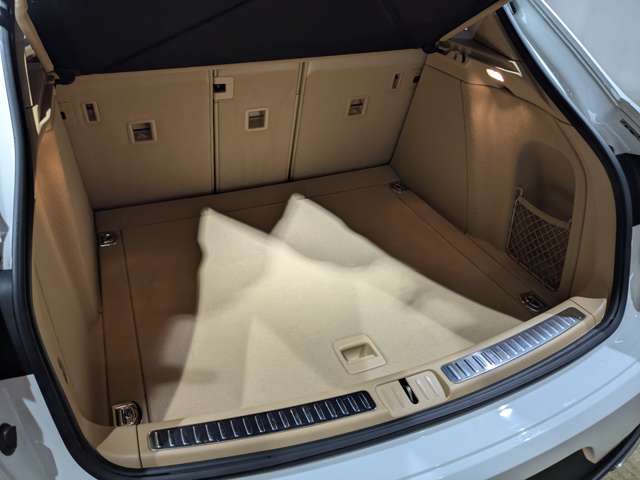 ポルシェ マカン ＰＤＫ ４ＷＤ H27年 (関東) 99