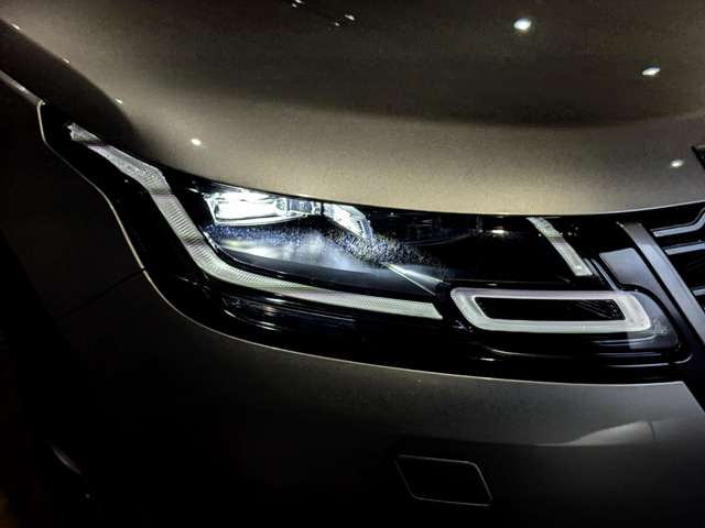 ランドローバー レンジローバーヴェラール Ｒダイナミック Ｓ ２．０Ｌ Ｄ１８０ ディーゼルターボ ４ＷＤ H30年 (関東) 99