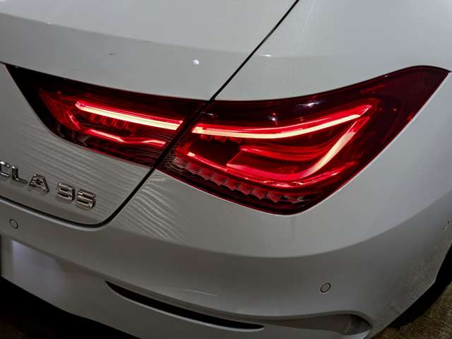 ＡＭＧ ＣＬＡ　シューティングブレーク ＣＬＡ ３５ ４マチック ４ＷＤ R2年 (関東) 99