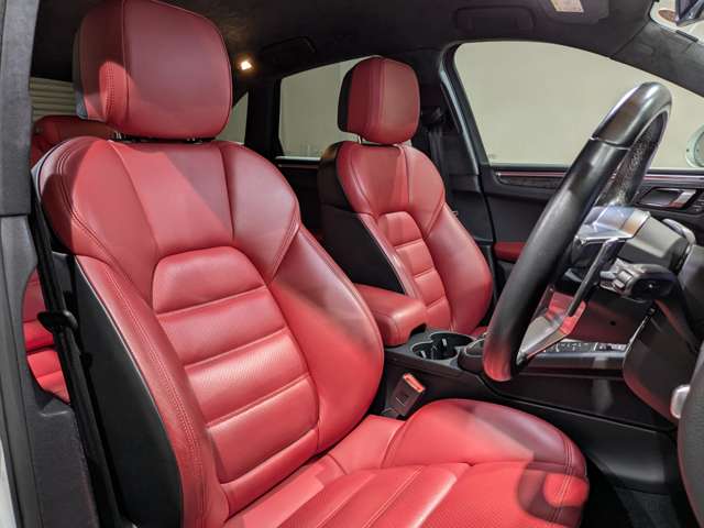 ポルシェ マカン ターボ ＰＤＫ ４ＷＤ H30年 (関東) 99