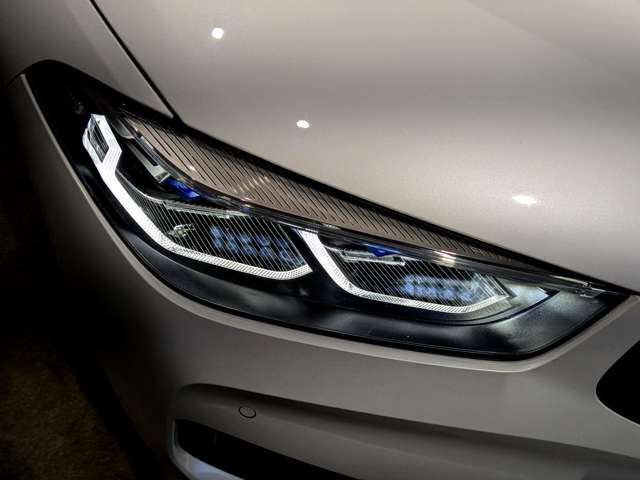 ＢＭＷ ８シリーズ Ｍ８５０Ｉ Ｘドライブ ４ＷＤ R1年 (関東) 99