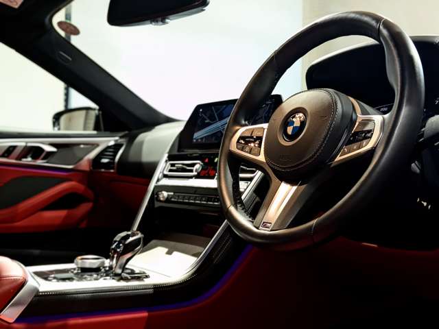 ＢＭＷ ８シリーズ Ｍ８５０Ｉ Ｘドライブ ４ＷＤ R1年 (関東) 99