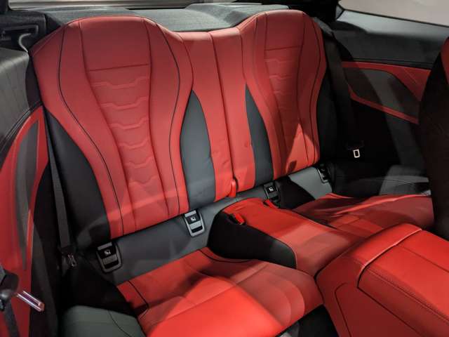 ＢＭＷ ８シリーズ Ｍ８５０Ｉ Ｘドライブ ４ＷＤ R1年 (関東) 99