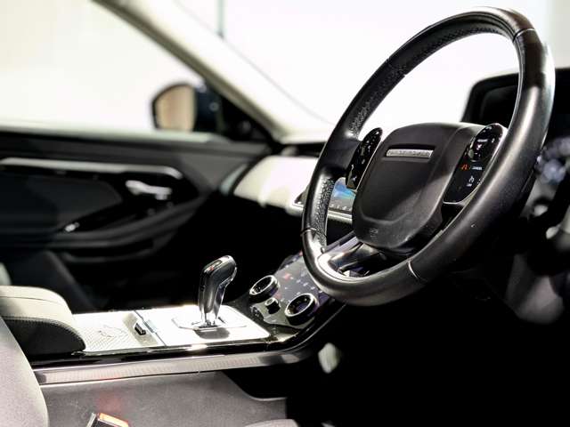ランドローバー レンジローバーイヴォーク ２．０Ｌ Ｐ２００ ４ＷＤ R2年 (関東) 99